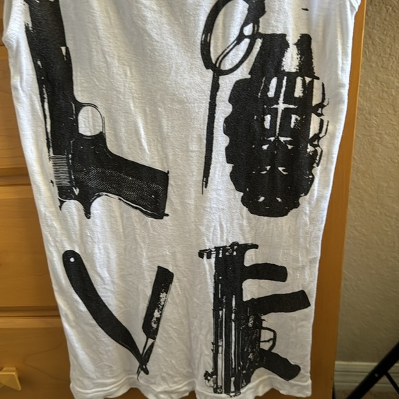 Weaponry Love Tank Top size S 🖤 - Picture 3 of 5